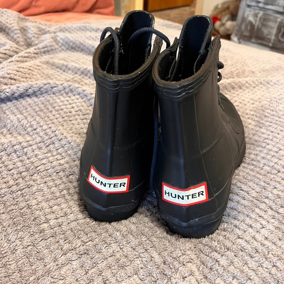 Hunter combat style rain boots - Picture 2 of 9